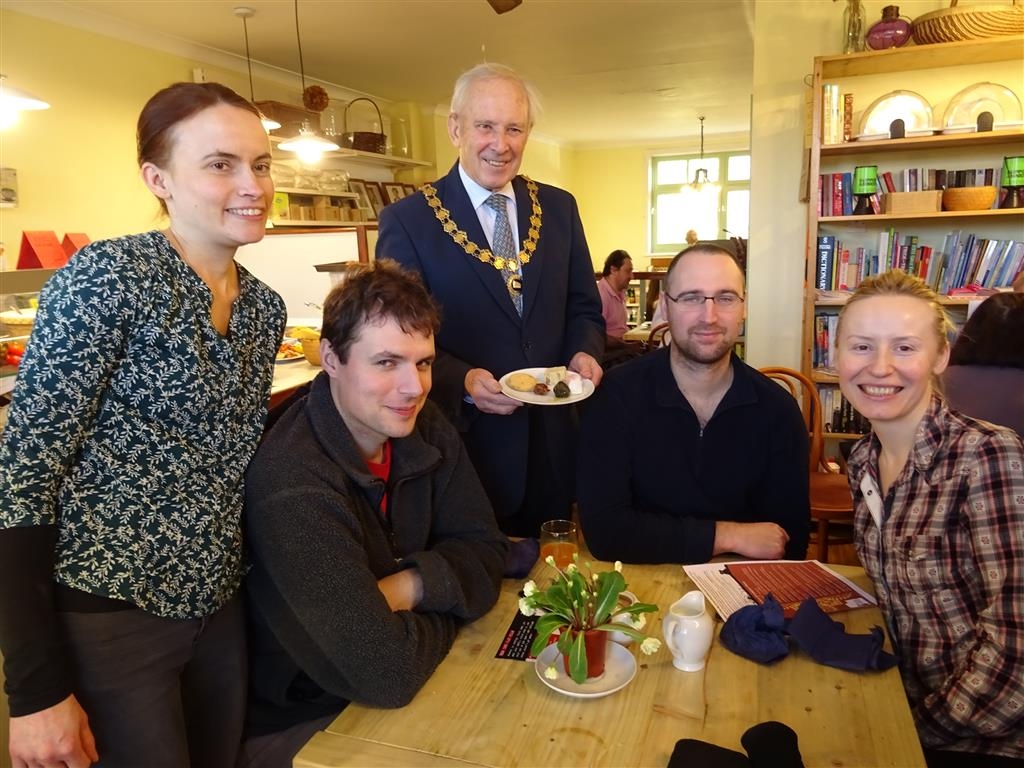 LFG Deputy Town Mayor Keith Francis visits the Syrian Breakfast at Handley Organics