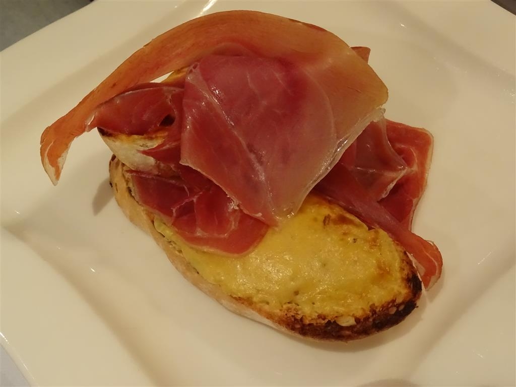 Little Hereford and Ledbury Gold Ale Rarebit at the Feathers